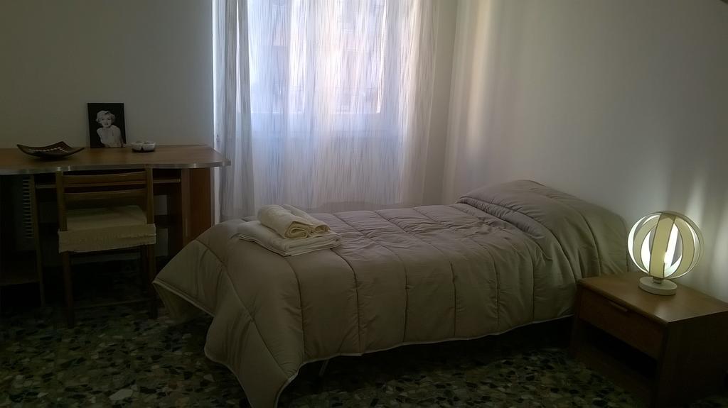 B&B Argentiera 12 Cagliari Rum bild